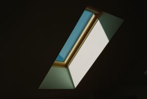 Sonnenschutz am Dachfenster